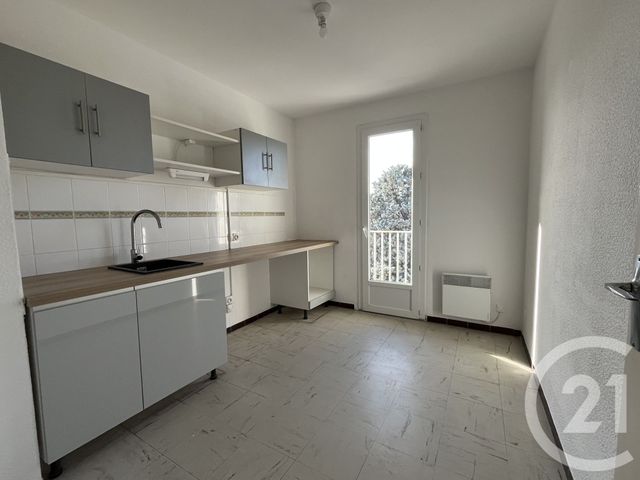 Appartement F4 à louer - 4 pièces - 73.45 m2 - ALES - 30 - LANGUEDOC-ROUSSILLON - Century 21 Impact Immobilier